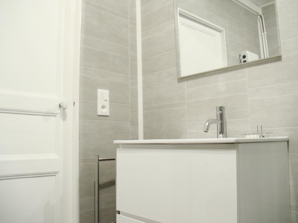 Bel Appartement Coeur De Ville Труа Номер фото